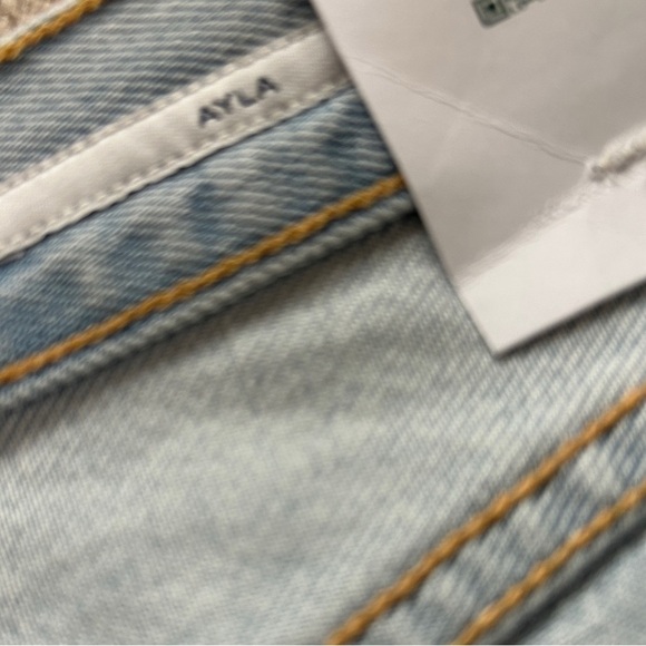 Brand New With All Tags Citizens of Humanity Ayla Raw Hem Crop Jeans. Size 28. - Picture 9 of 10